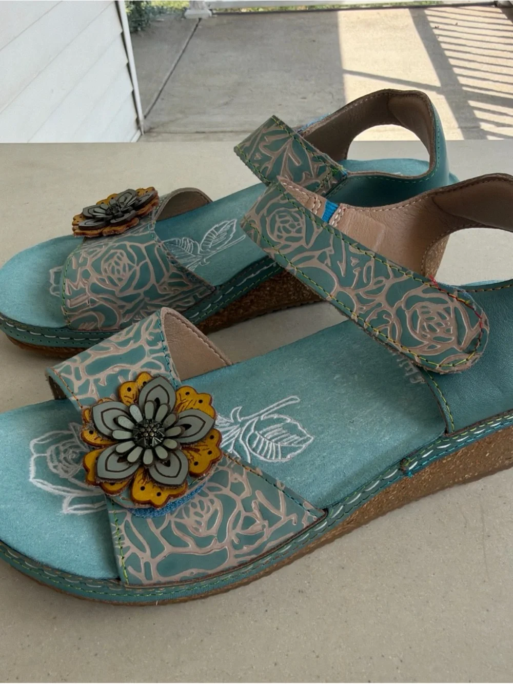 New L'Artiste by Spring Step Leather Wedge Teal Sandals Cuteness Sz 38, US 7.5~8
